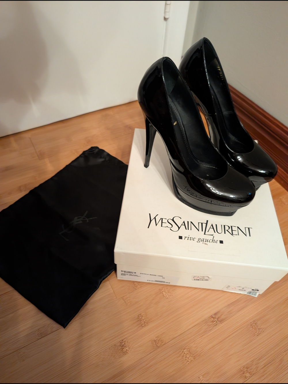 Yves Saint Laurent Black Patent Leather Platform Pumps Tribute 105 Pump Vitello